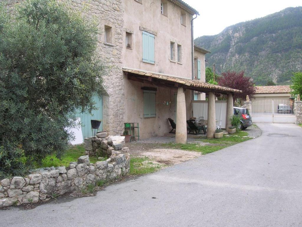 Studio Massacan Entrevaux Extérieur photo