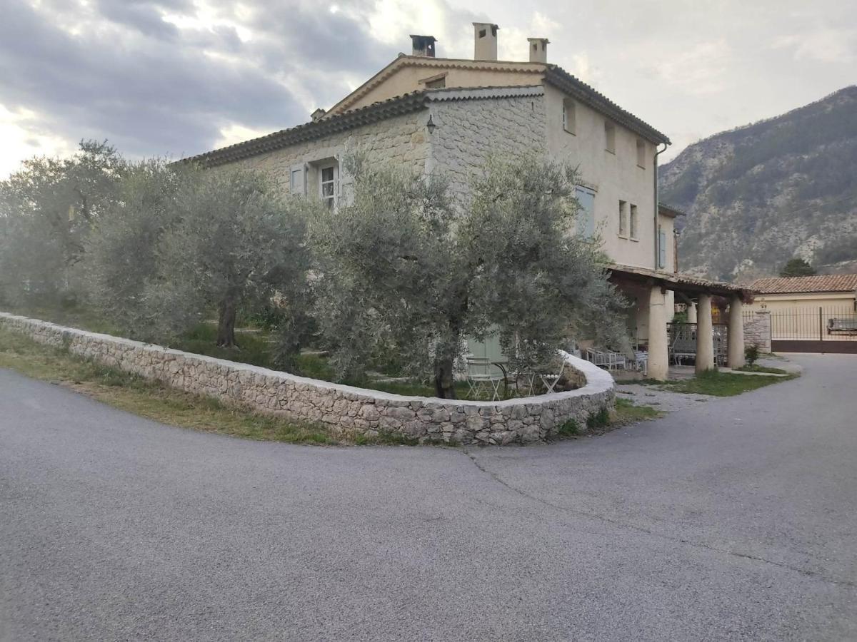 Studio Massacan Entrevaux Extérieur photo